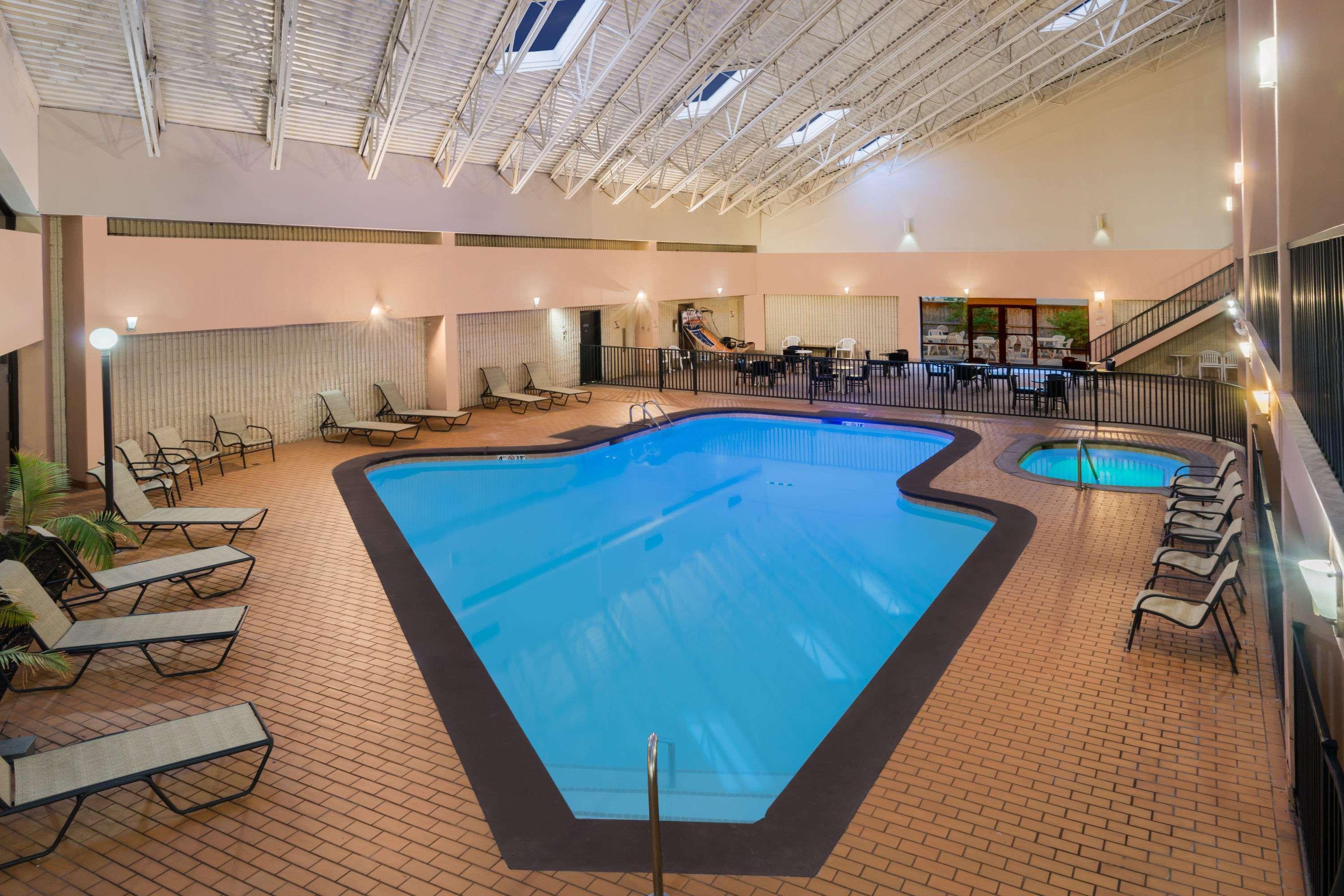Wyndham Garden Stillwater Ngoại thất bức ảnh
